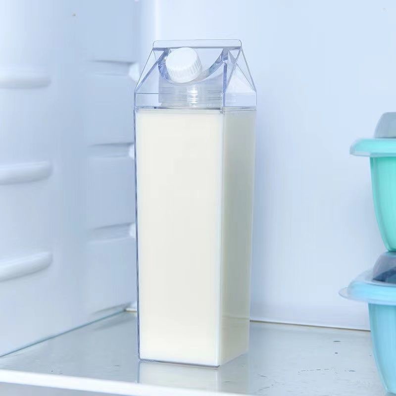 ขวดใส่เครื่องดื่ม ขวดพลาสติกใส่น้ำดื่ม ทรงกล่องนม ขนาด500ml./1000ml. ขวดน้ำทรงสี่เหลี่ยม แบบใส💗สอบถามรายละเอียดเพิ่มเติม