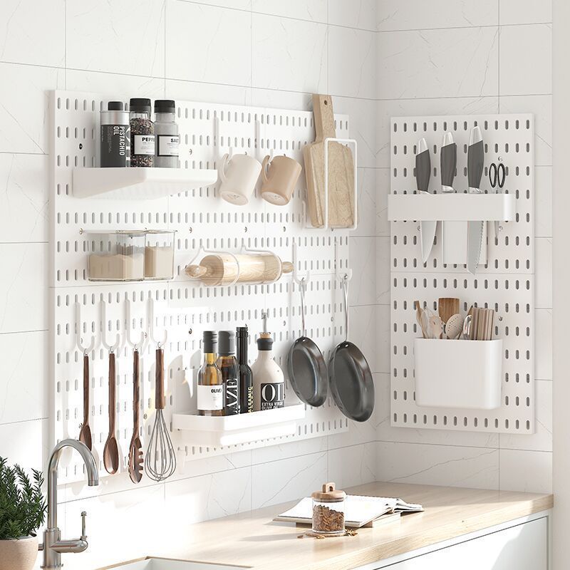 แผ่นวางของติดผนัง กระดานแขวนของ Pegboard แผ่นใหญ่ วางของมากขึ้น ใช้วางของใช้ ตกแต่งผนังได้